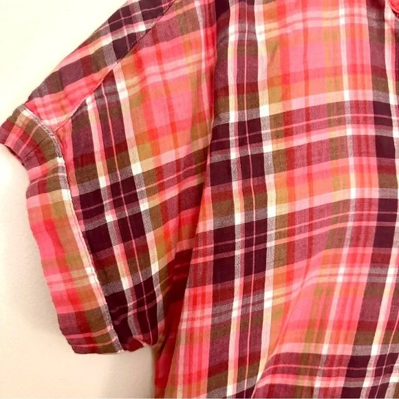 Soft Surroundings Plaid Short Sleeve Top Size Medium - Picture 2 of 12